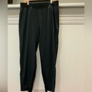 Men’s black lululemon pants, size L